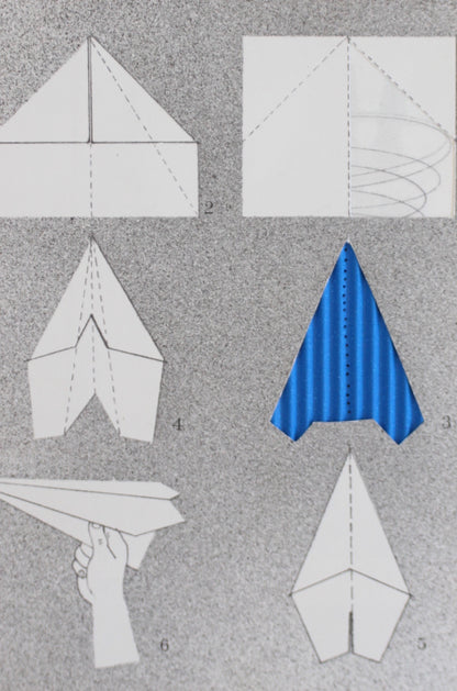 paper airplane #1: קולאז' בעבודת יד